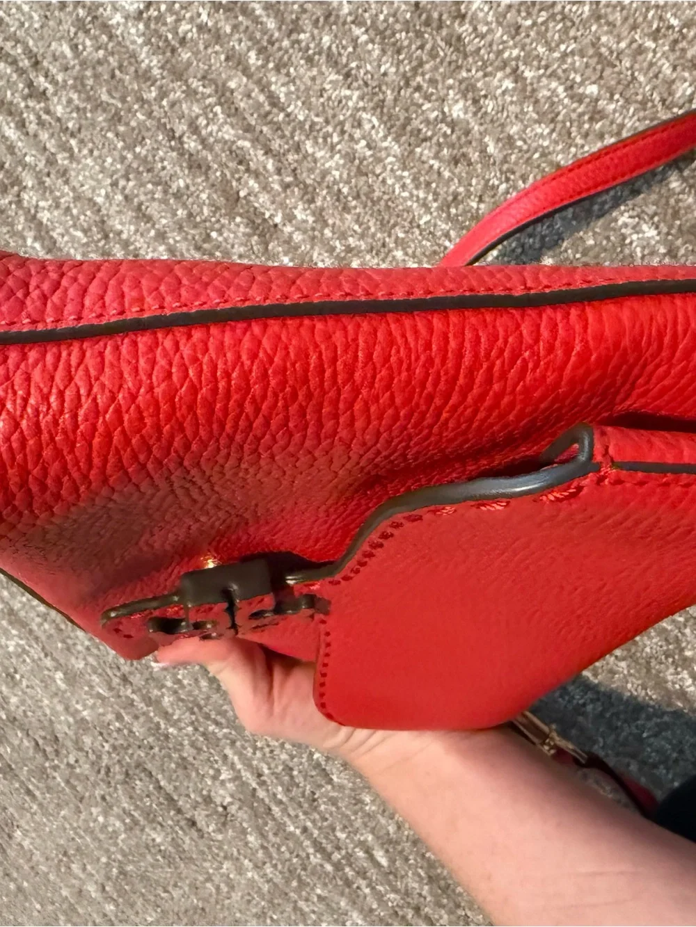 Tory Burch compact pebbled